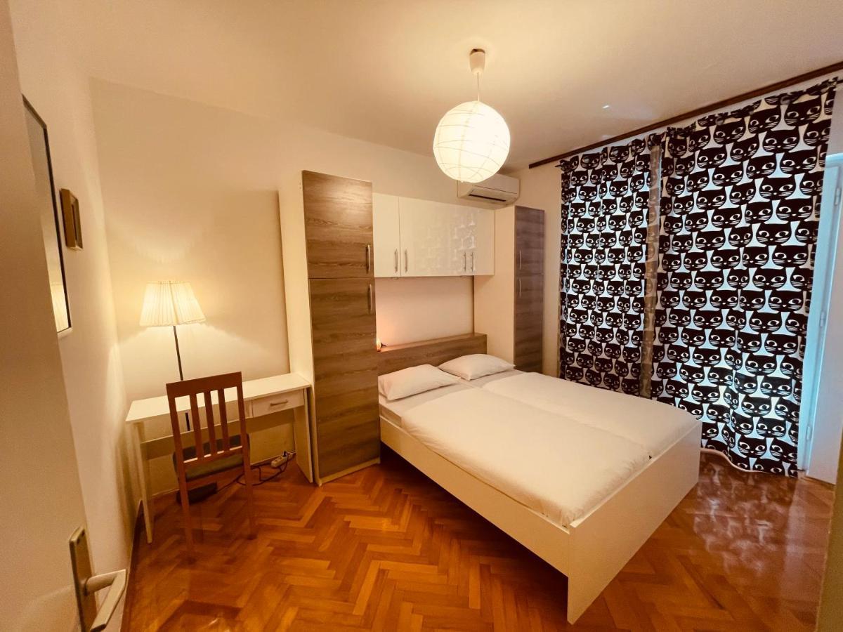 Central Single House With Parking-Top Location! Novalja Exterior foto